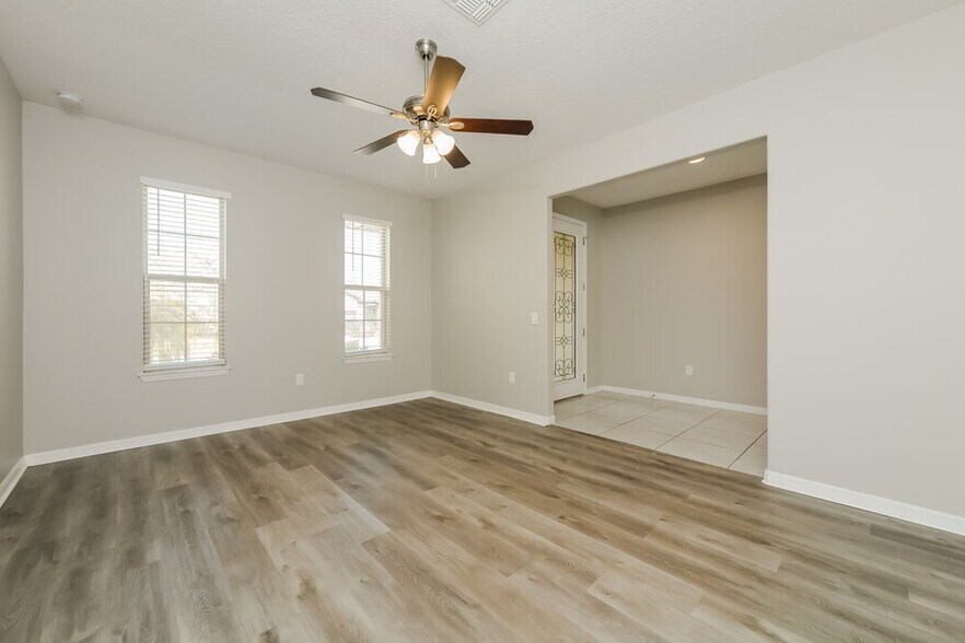Building Photo - 3687 Moca Dr