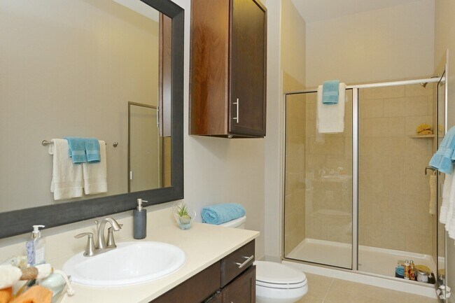 Building Photo - Exclusive Offer: 1 Month Rent-Free for New...