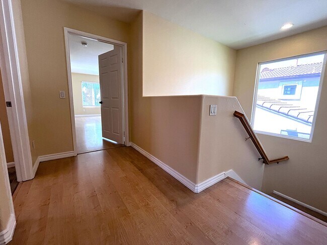 Building Photo - 6079 Paseo Pradera