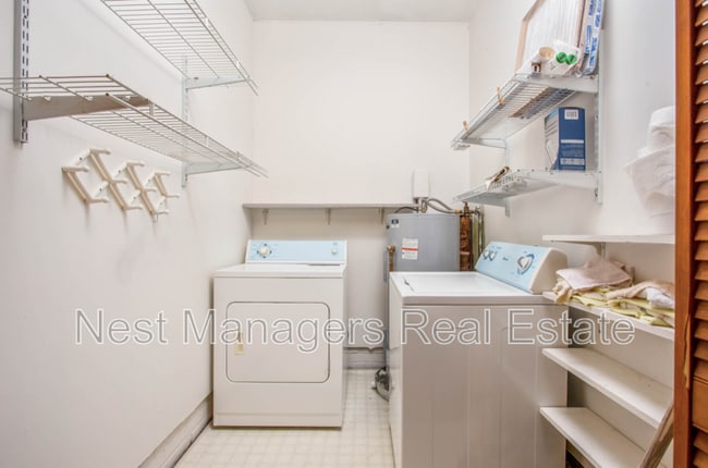 Building Photo - 6525 Senator Dr