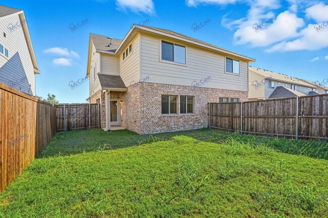 Building Photo - 3100 Trina St