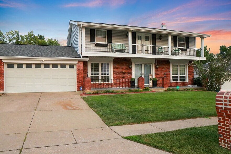 Building Photo - 15472 Duxbury Way
