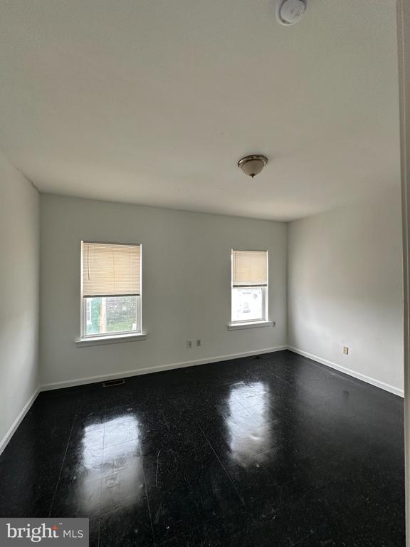Building Photo - 2430 N 30th St