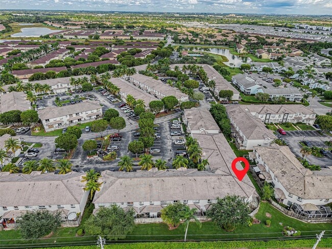 Building Photo - 2319 SE 24th Ave