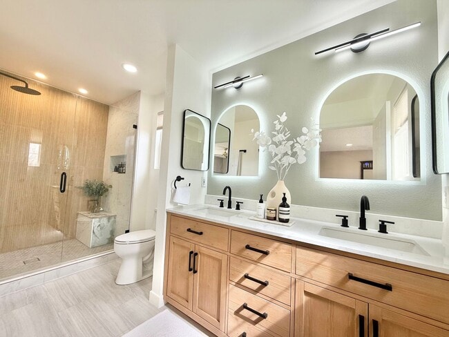 Building Photo - 387 Ivory Cir
