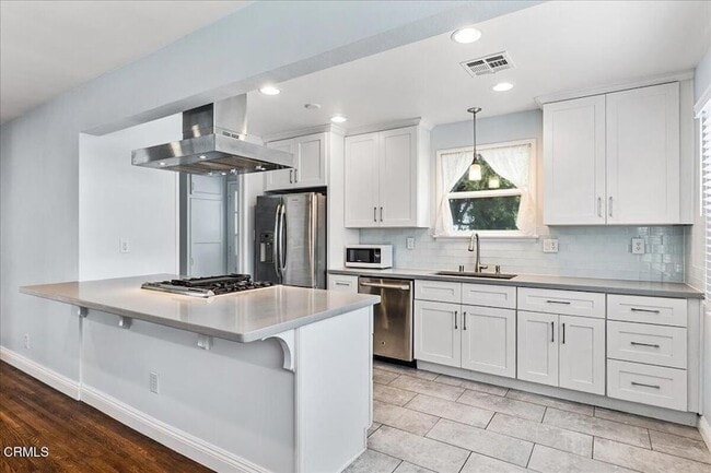Building Photo - 2701 Jolley Dr