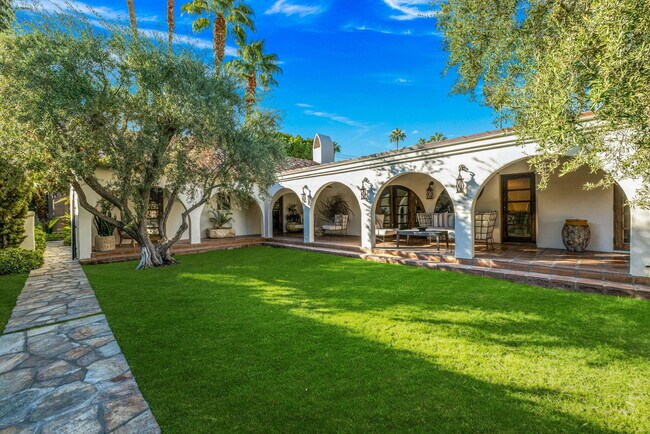 Building Photo - 535 N Belardo Rd