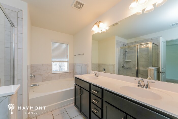 Building Photo - 2722 Kemp Ct