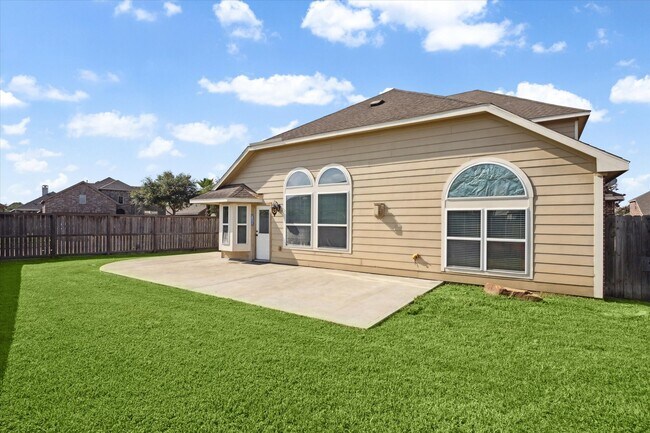 Building Photo - 6159 Flint Ct