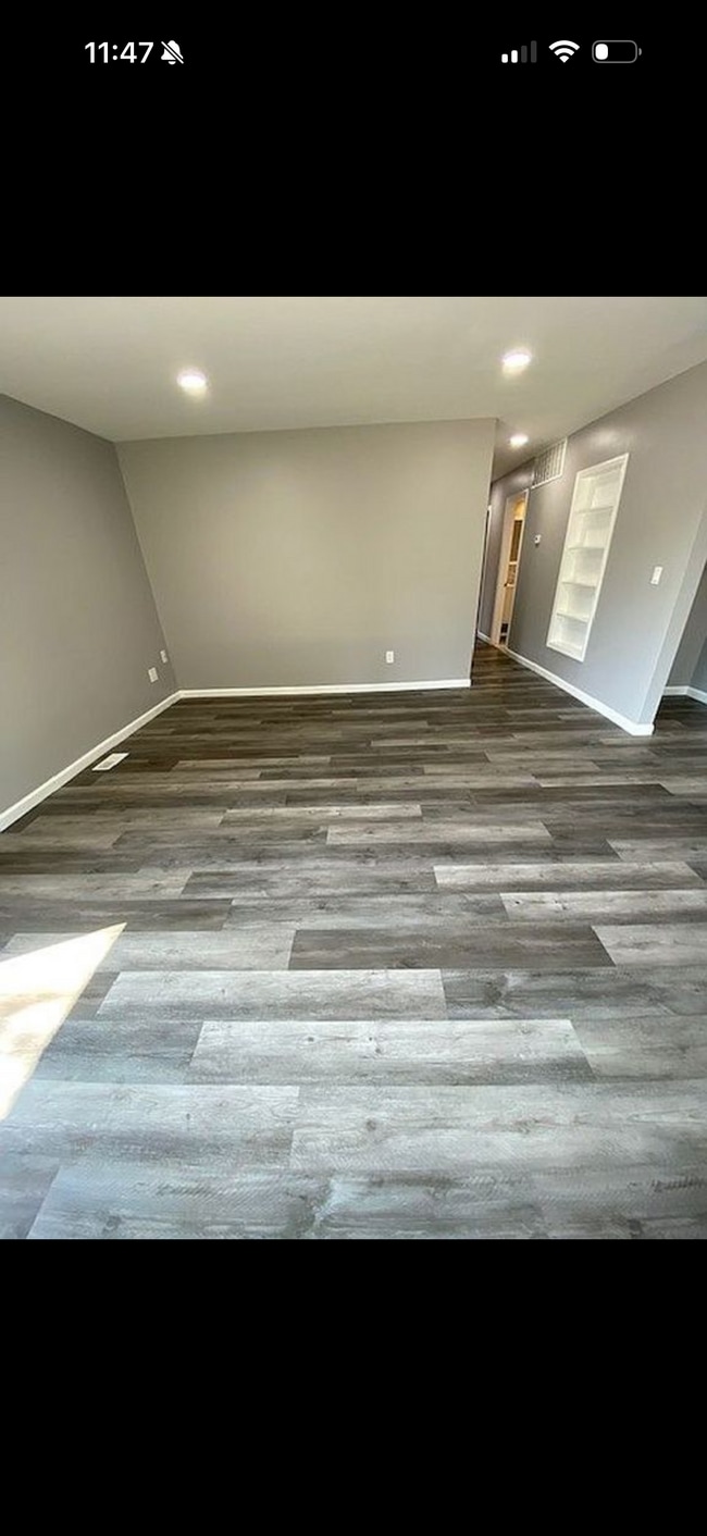 Building Photo - 7505 Affeldt St