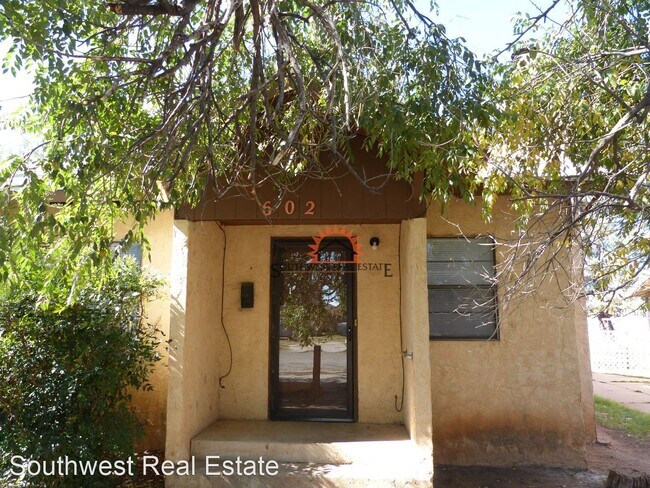 Primary Photo - 2 br, 1 bath House - 602 Sheldon