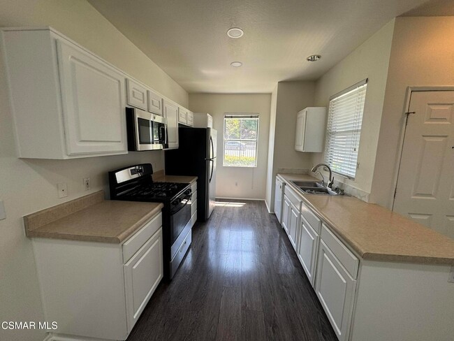Building Photo - 20000 Plum Canyon Rd