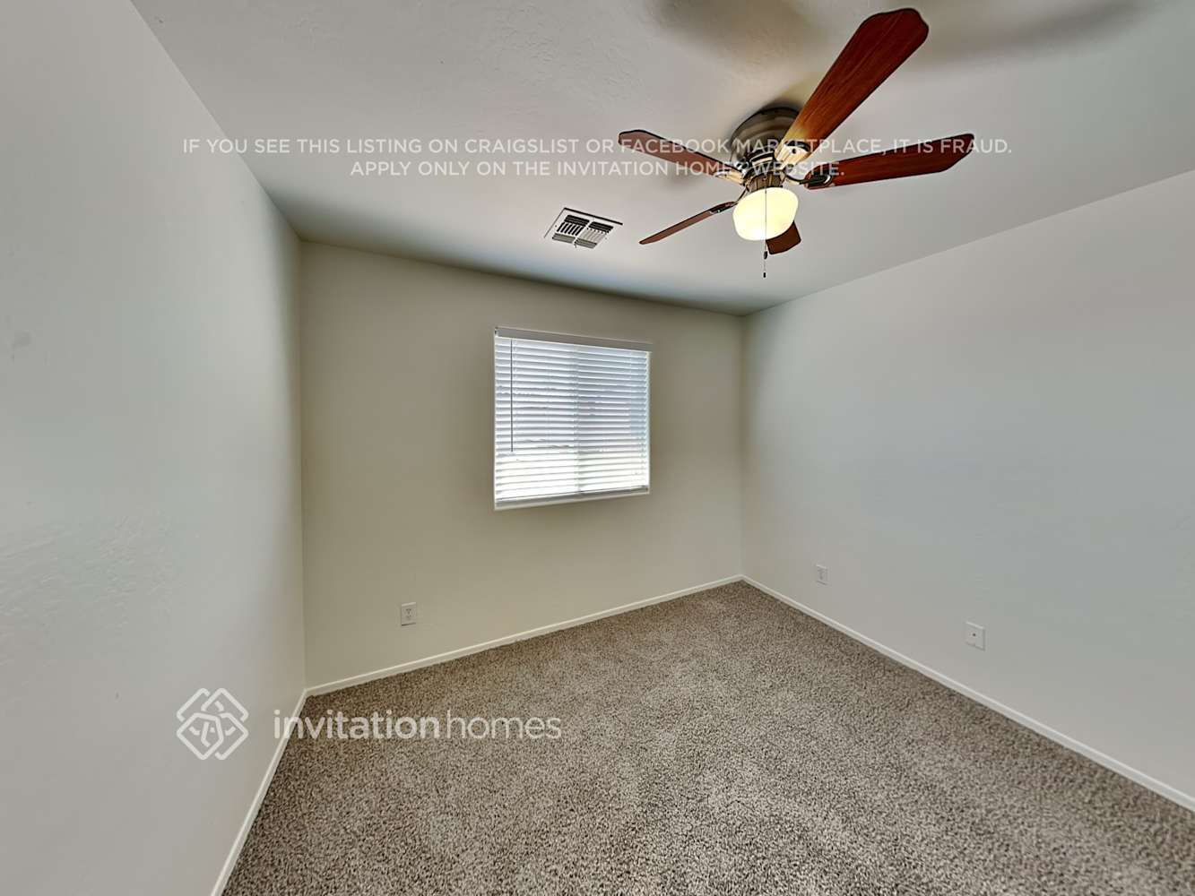 Building Photo - 10049 E Impala Ave