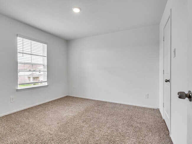 Building Photo - 5431 Tuscany Hills Ln