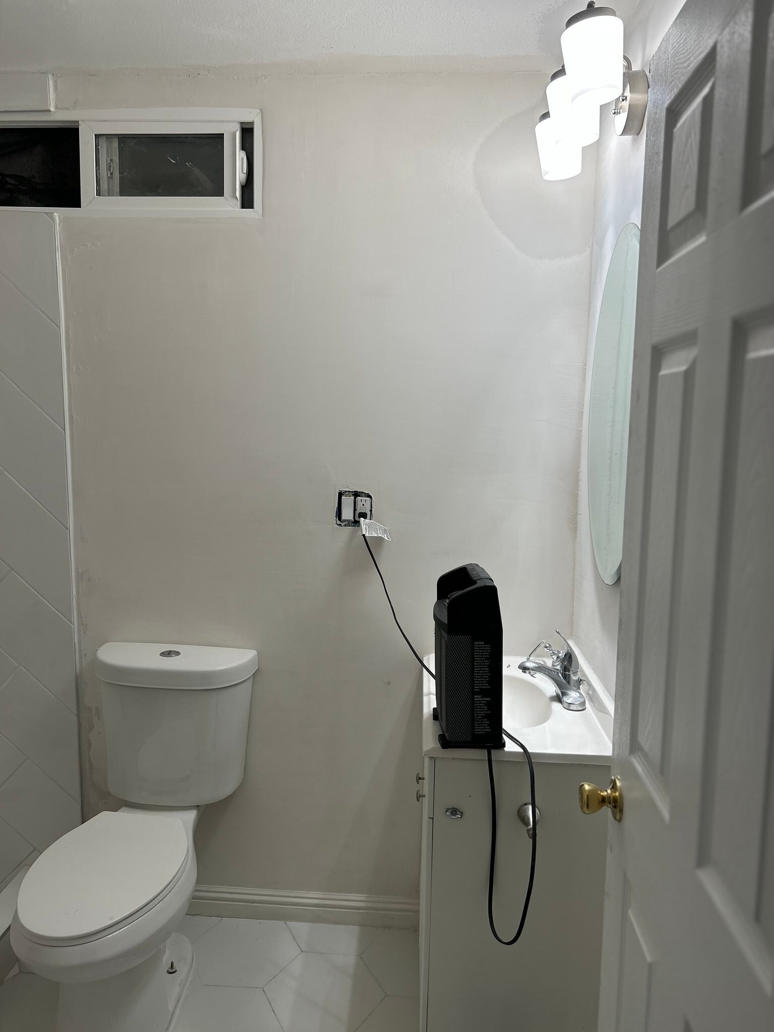 Building Photo - 6835 Newell St