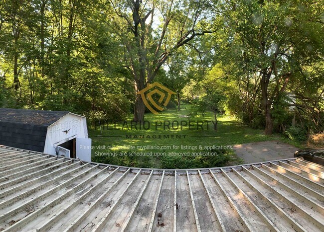 Building Photo - Newly Updated, 4 Bedroom  2 Bathroom Home ...