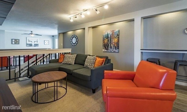 Building Photo - 2020 Taxco Rd