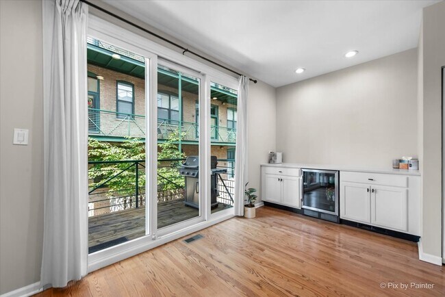 Building Photo - 2508 N Bosworth Ave