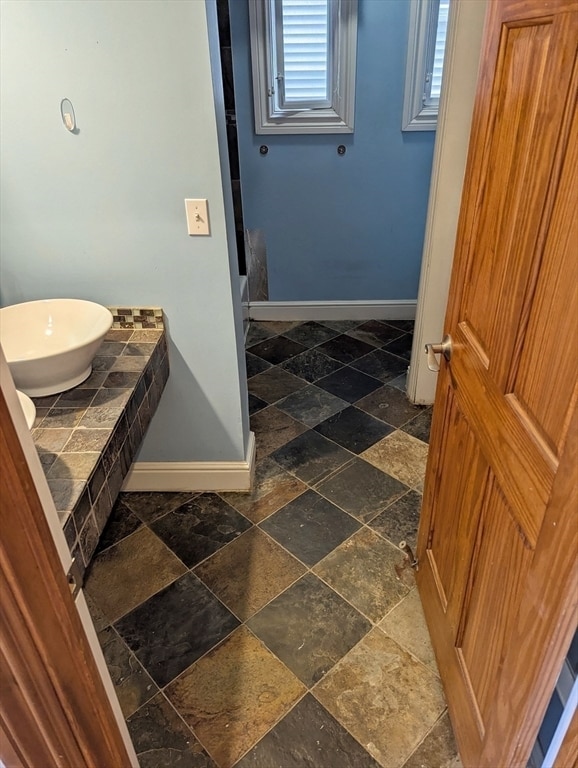 Building Photo - 176 Hillside St