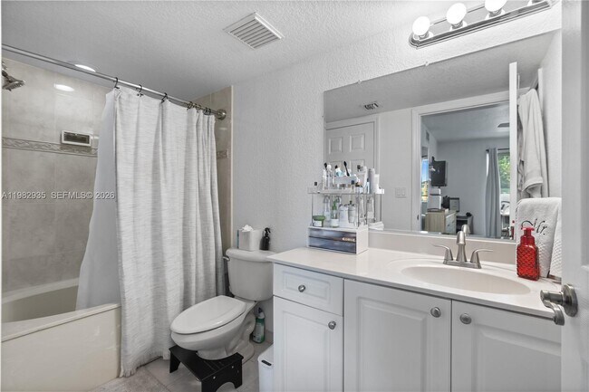 Building Photo - 21130 SW 87th Ave