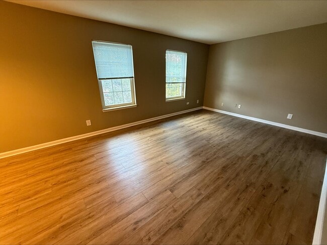 Building Photo - Plymouth Village Apartments