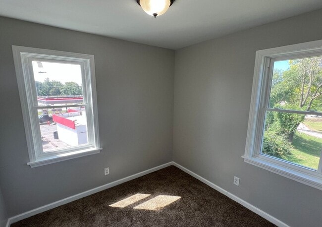 Building Photo - Modern 2-Bed, 1-Bath Duplex with Garage & ...