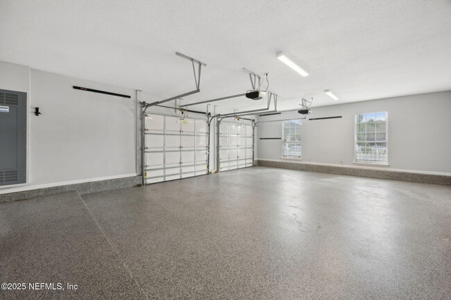 Building Photo - 1842 Paradise Moorings Blvd