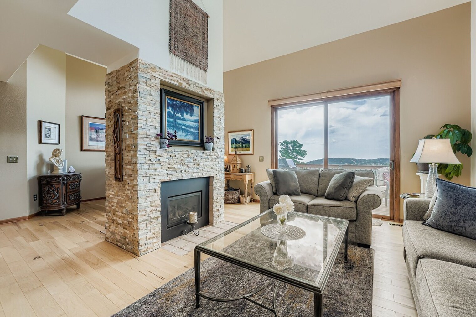 Building Photo - 776 Chimney Creek Dr