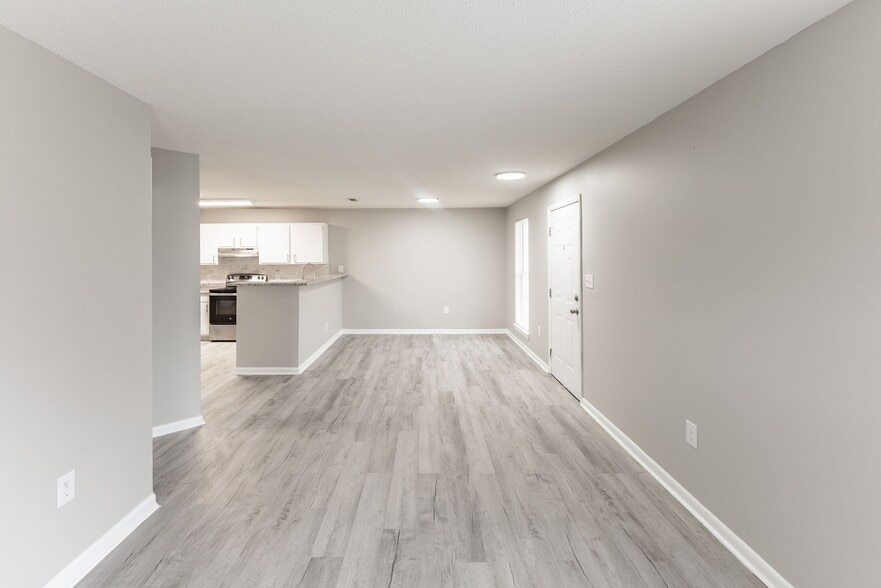 Building Photo - Patterson Place - Fully Renovated!