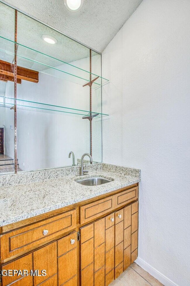 Building Photo - 2012 Amy Sue Dr