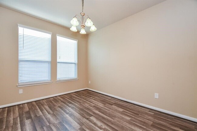 Building Photo - 19311 Vermillion Ct