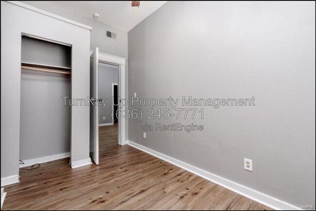 Building Photo - 4005 S Grand Blvd