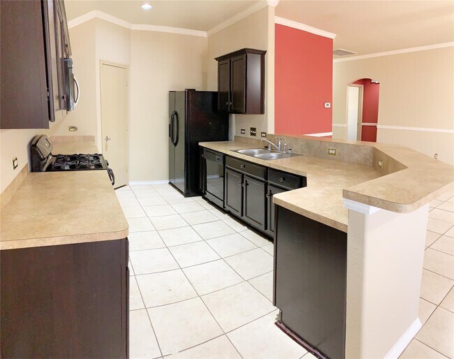 Building Photo - 5603 Sunfall Bend Ln