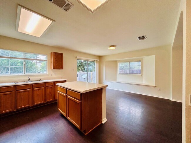 Building Photo - 1235 Deerhound Pl