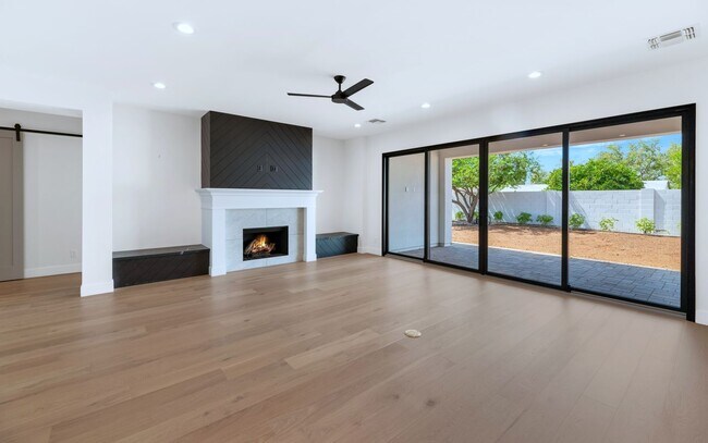 Building Photo - 4518 N 39th St