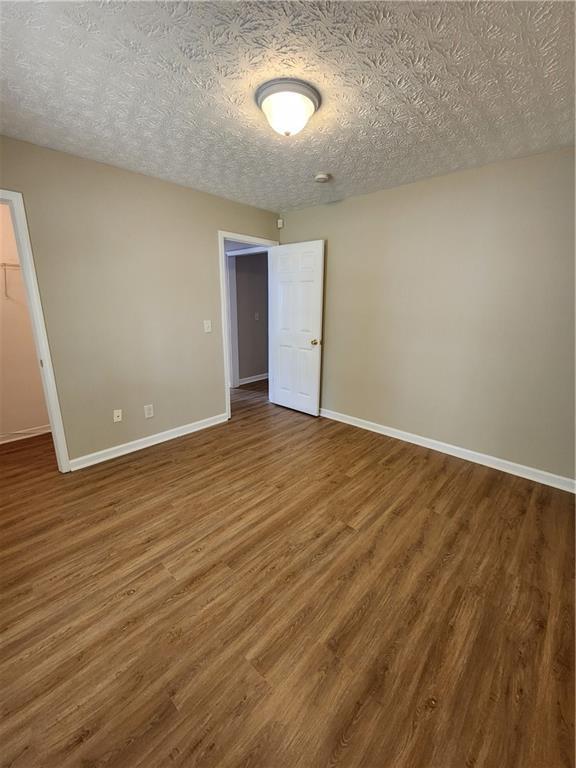 Building Photo - 3205 River Shoals Cove