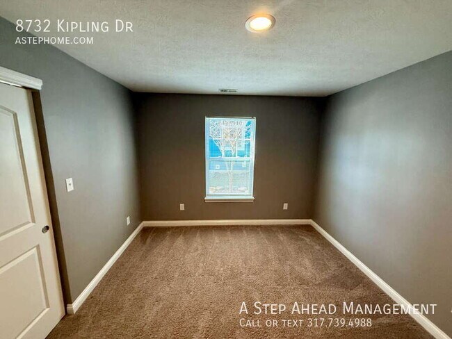 Building Photo - 8732 Kipling Dr