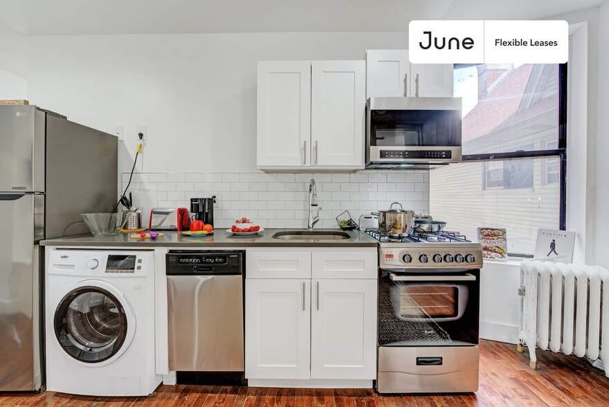 Building Photo - Exquisite ROOM at The Kensington House