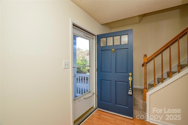 Building Photo - 3500 Rosedown Dr