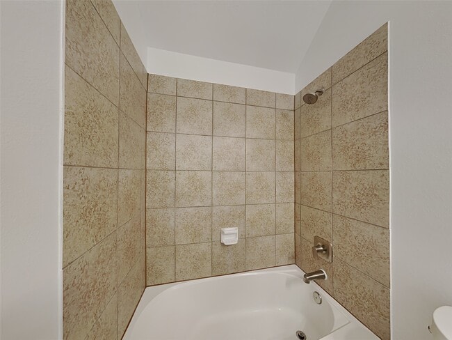 Building Photo - 2914 Crescent Oaks Park Ln