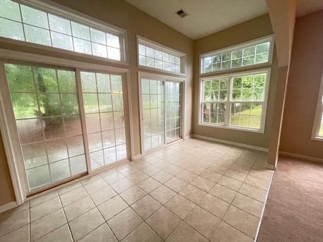 Building Photo - 348 Vesta Dr