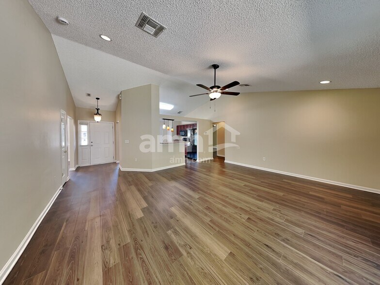 Building Photo - 3414 Fieldstone Ct
