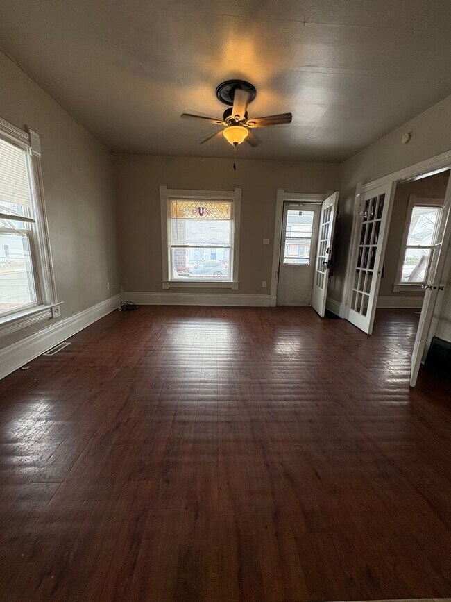 Building Photo - ADI - Kilbourn