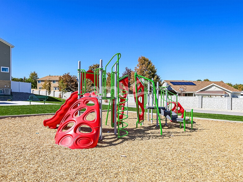 Building Photo - 8931 Royal Ln