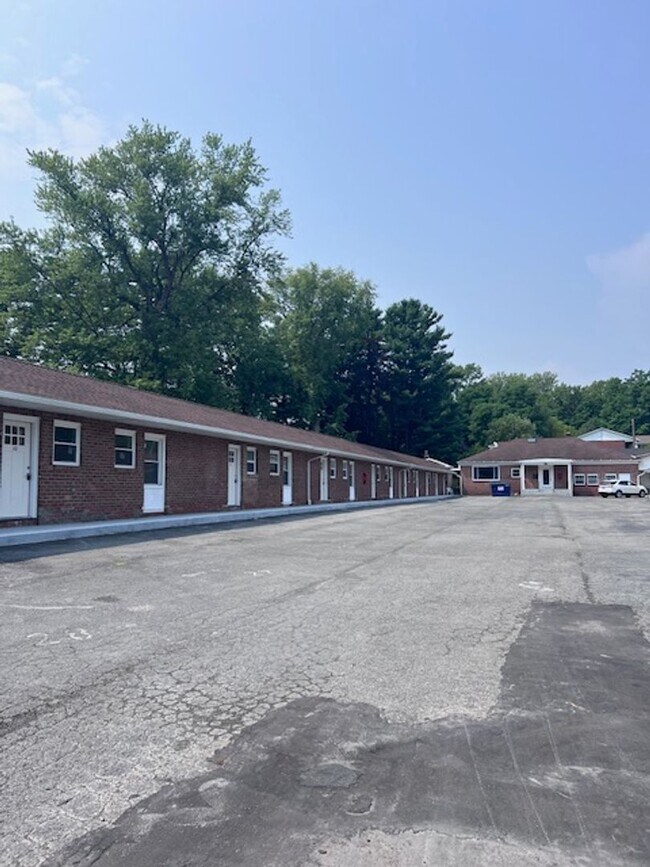 Building Photo - 14311 Rt. 9W  - 14311 Rt. 9W - Unit 2