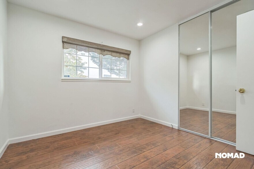 Building Photo - 5450 Scenic Ave