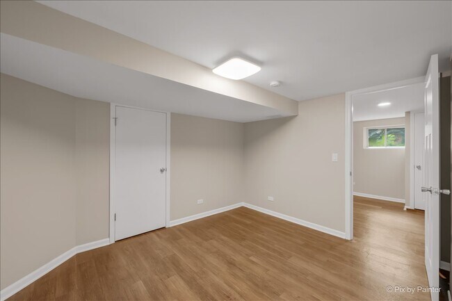 Building Photo - 23776 N Overhill Dr