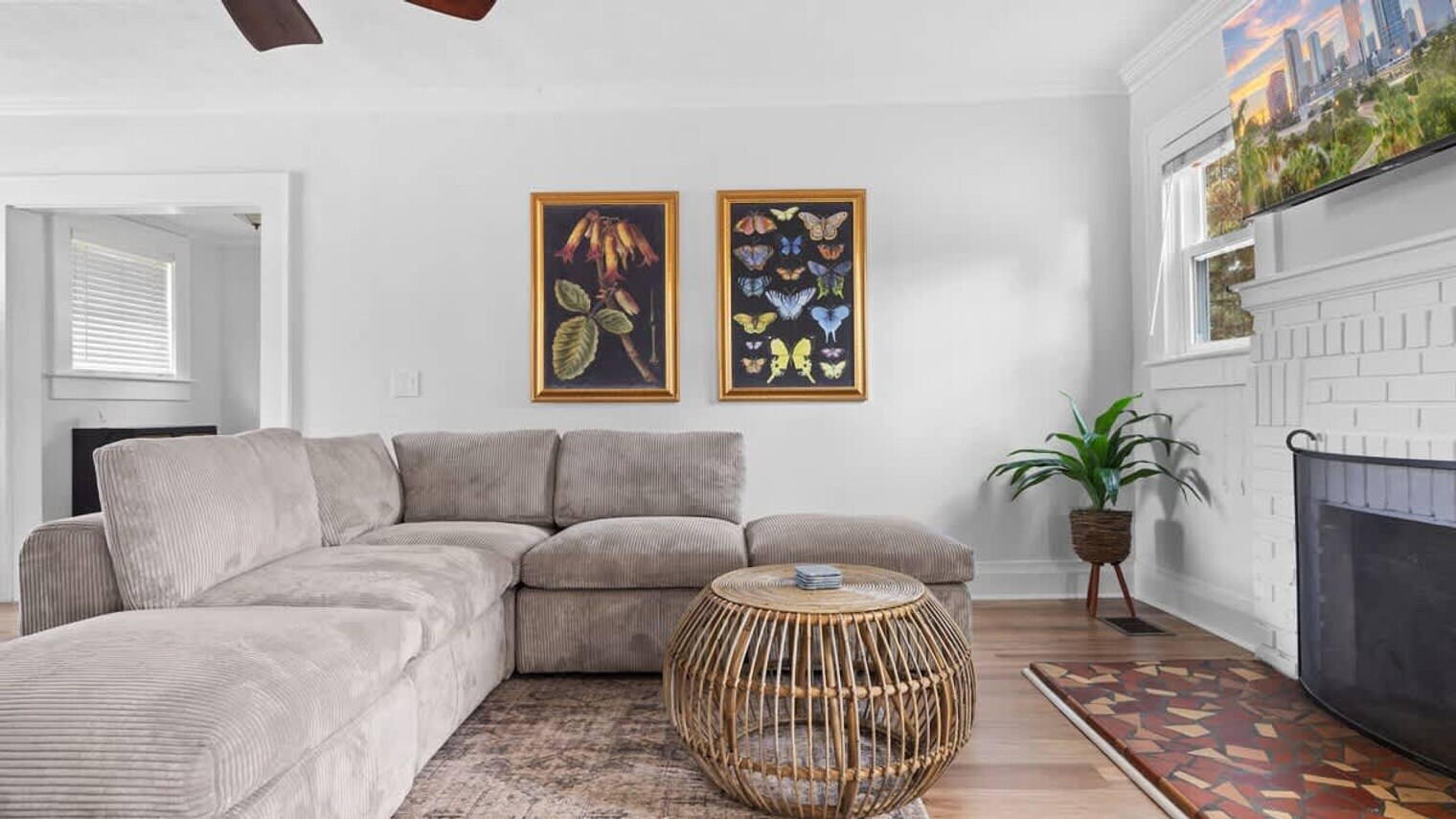 Building Photo - 720 1/2 West Woodlawn Avenue-SI ID1271939P