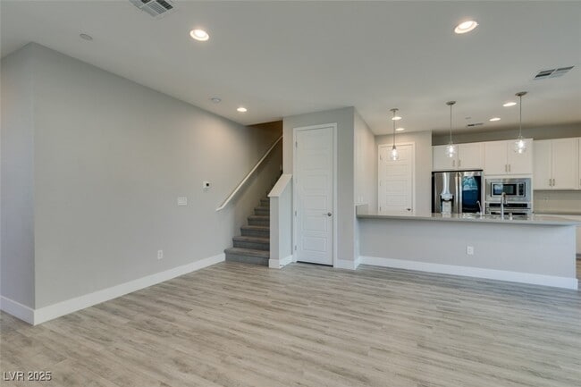 Building Photo - 11323 Gravitation Dr