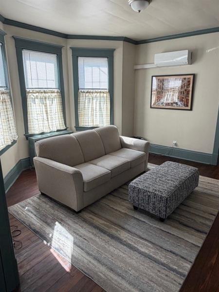 Building Photo - 42 Highland Ave